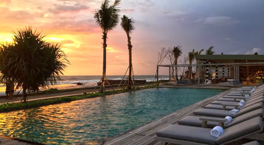 COMO Beach Club COMO Beach Club The Pool COMO Beach Club COMO Beach Club The Pool